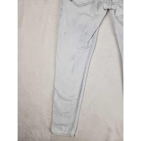Levi's Premium Skinny Taper Jeans Mens Size 30x30 White Denim Measures 28x27 - Picture 8 of 16